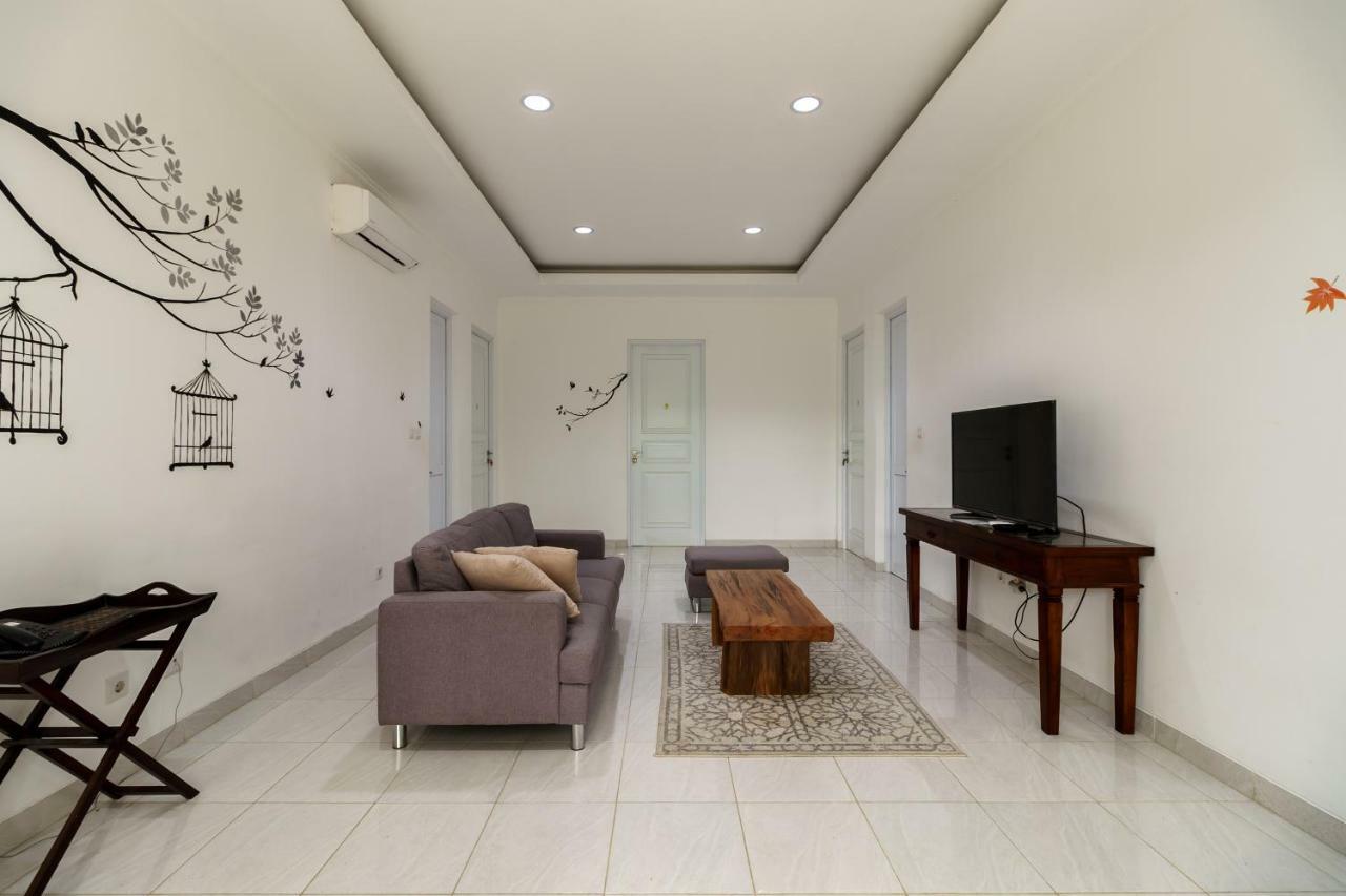 Reddoorz Plus Near Exit Toll Puncak 2 Bogor Bagian luar foto
